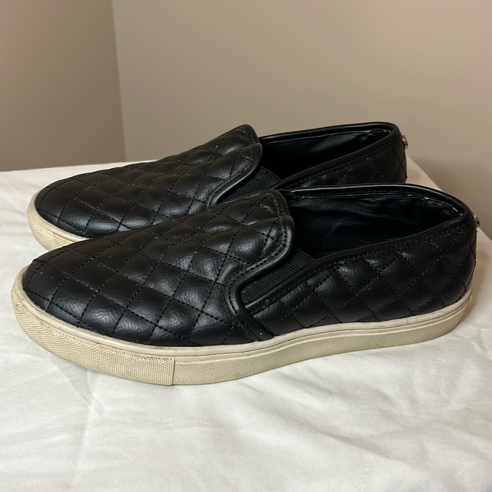 Black Steve Madden Sneaker